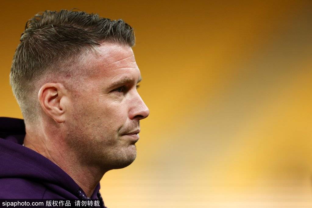 曼联净债务突破10亿美元：俱乐部转型与未来展望